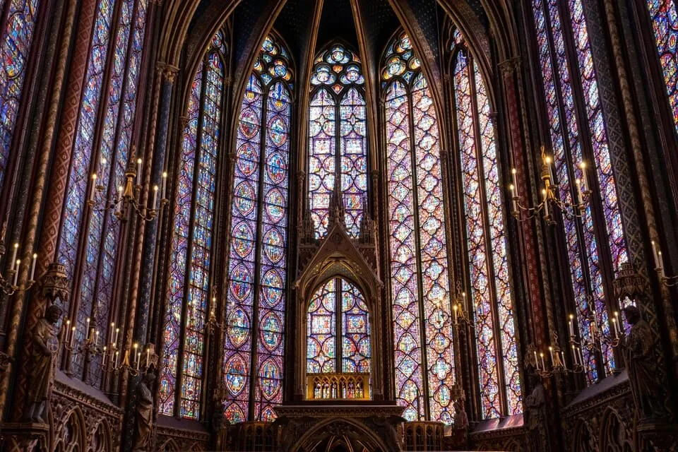 A photo of the Sainte Chapelle, in France.